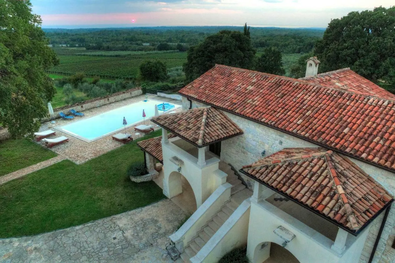 Hôtel La Grande Bellezza à Bacva Villa